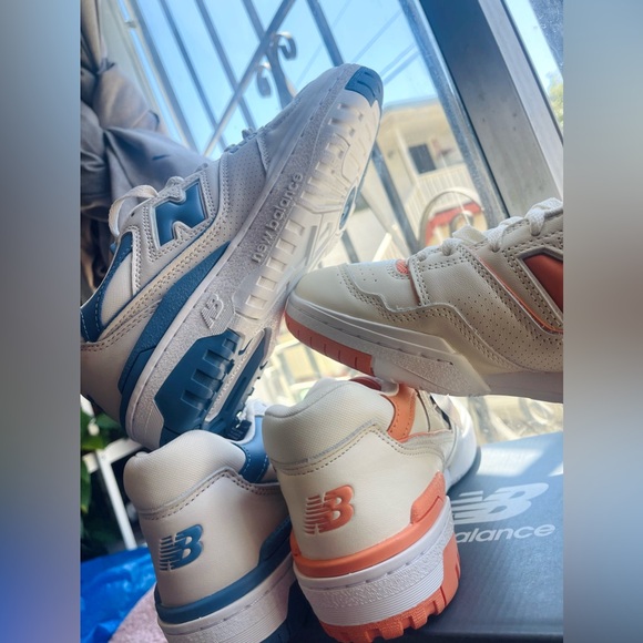 New balance 💞550 (2) pairs - Picture 4 of 16